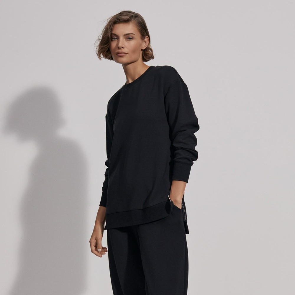 Varley Charter Sweatshirt 2.0 in Black new without tags